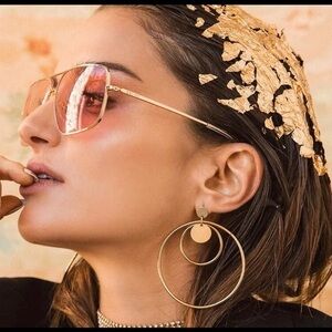 VINTAGE VIBE‎ EARRINGS